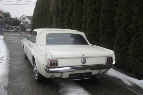 Ford Mustang Cabrio