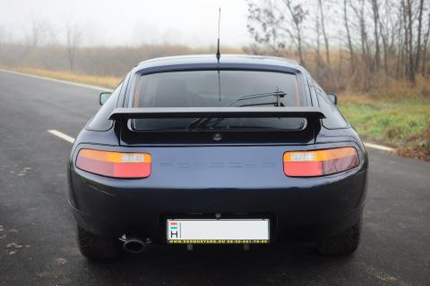 1986 Porsche 928 S4