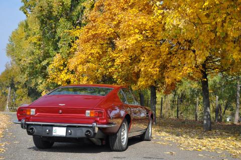 1977 Aston Martin V8 Series 3 