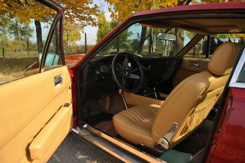 1977 Aston Martin V8