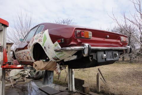 1977 Aston Martin V8