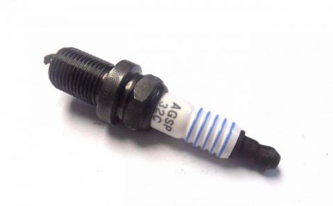 Gyújtógyertya 65/95 289/302/351W W/ EDELBROCK HEADS 